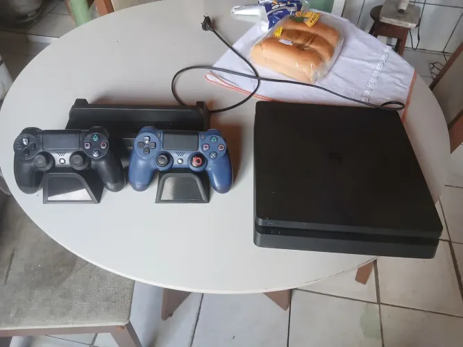 PlayStation 4 sim 1T 770 de memória