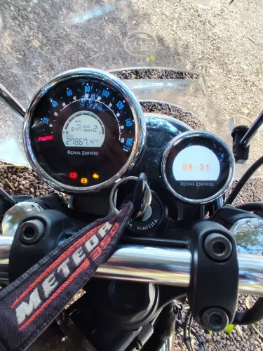 Royal Enfield Meteor 350 2022 Super Nova