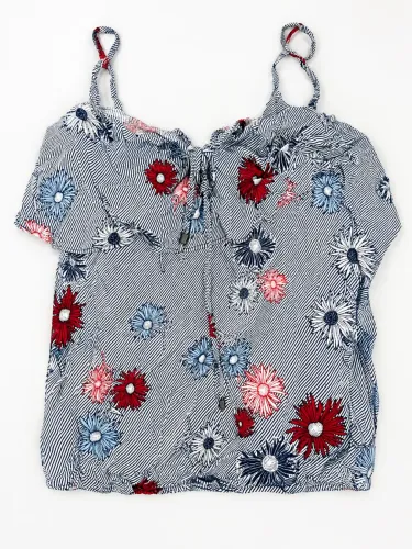 Blusa floral ? BLUSA FLORAL ? LEVE, FEMININA E LINDA!