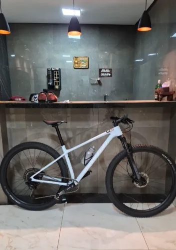 SPECIALIZED CHISEL HARDTAIL - BIKE PRATICAMENTE ZERA - TAM. M