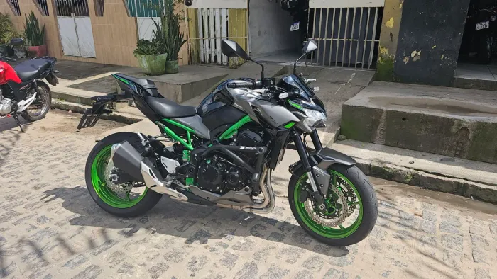 Kawasaki Z900 5.216km's