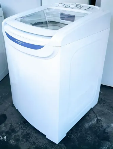 VENDO UMA MÁQUINA DE LAVAR ROUPA ELECTROLUX TURBO ECONOMIA 15KG