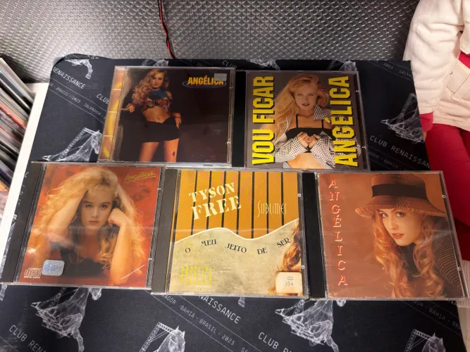 Lote de cds Angélica