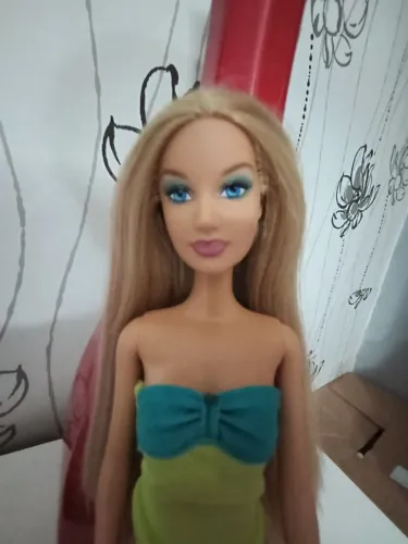 Barbie ultra hair fashion fever