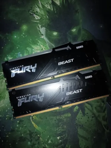 (12x cartão) Memórias Kingston Fury Beast Rgb 32gb (2x16gb) Ddr5 5200mhz
