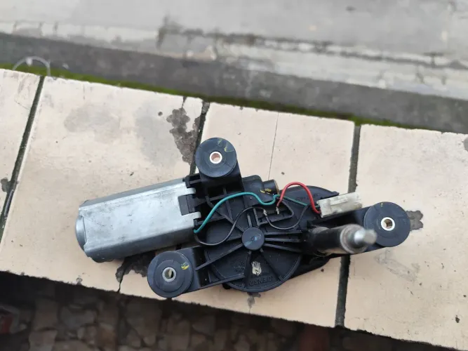 Motor do Limpador do Para-brisa Traseiro Fiat Palio ano 2004 a 2017