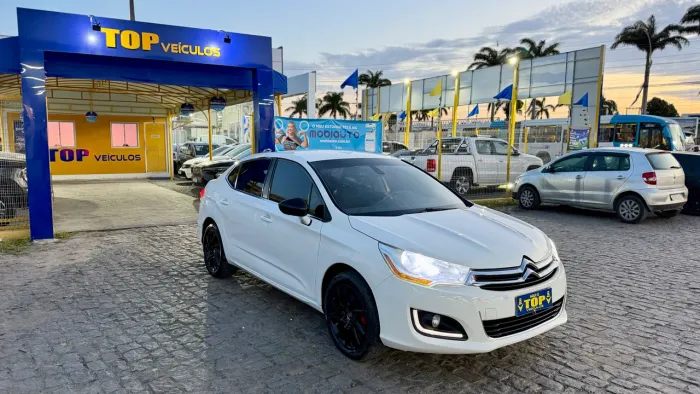 Citroen C4 Lounge Tendance 1.6 Turbo 4P AUT 2015