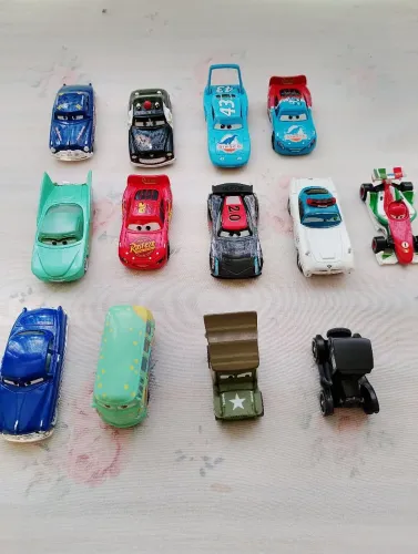 MINIATURAS COLECIONAVEIS 1.64 FILME CARROS METAL FUNDIDO VARIOS MODELOS SÃO PAULO 
