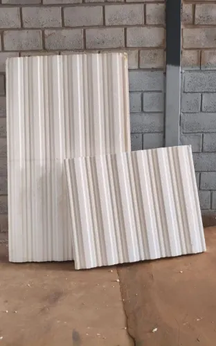Painel com micropilar 3mx1.2mx8cm