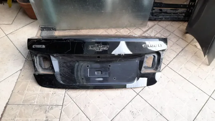 Tampa traseira Cruze Sedan 2012 2013 2014 2015 2016