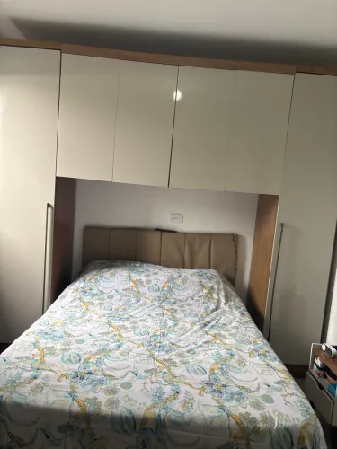 Guarda roupa maleiro
