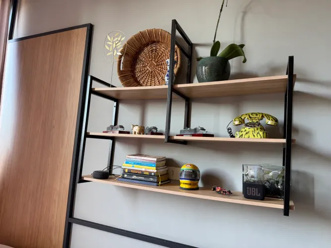 Prateleira estilo industrial