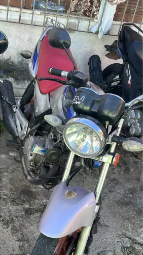 Moto no precinho Suzuki Yes