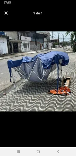 Tenda nova. Comprada a menos de 1 ano usada uma vez, e não foi na praia