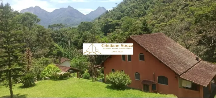 Sítio à venda em Teresópolis-RJ, bairro Vargem Grande: 5 quartos, 1 suíte, 2 salas, 3 banh