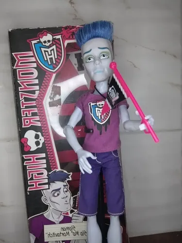 Monster High Sloman SloMo Mortavitch