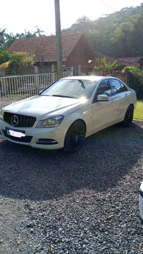 Mercedes-Benz C-180 CGI Classic 1.8 16V 156cv Aut. 2012