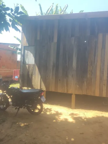 Casa com terreno