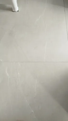 Porcelanatos novos resto de obra 300 reais tudo!