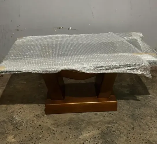 Mesa de canto com vidro temperado