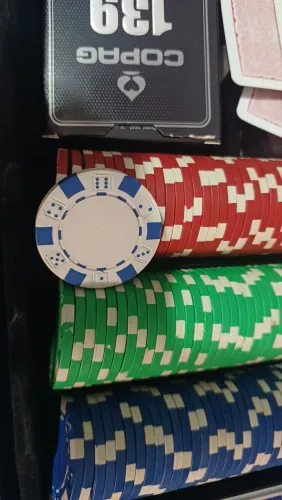 Maleta de fichas de Poker 300 fichas