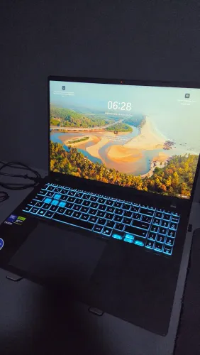 Asus Gaming V16
