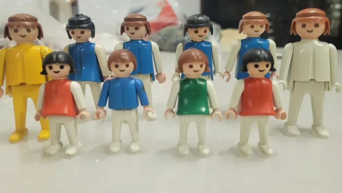 Antigos bonecos Playmobil