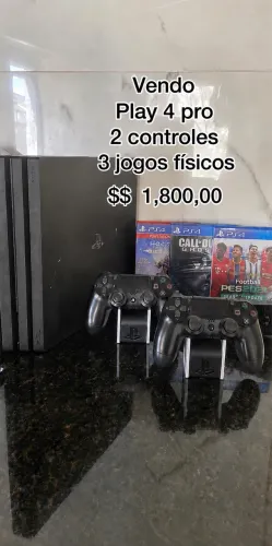 Vendo Play4 Pro, 1000gb, com 3 jogos físicos e dois controles, um sendo original