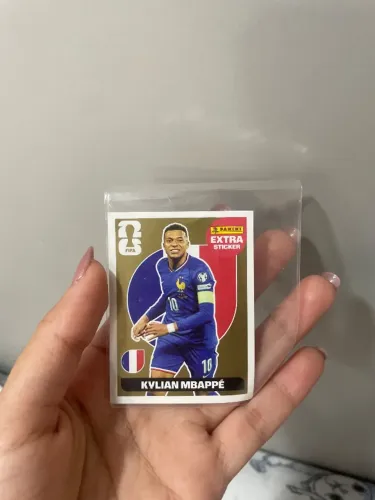 Carta LEGEND GOLD MBAPPÉ