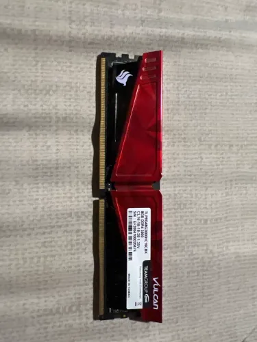 Memória Ram T-Force Vulcan 3000Mhz