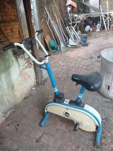Bicicleta ergometrica antiga
