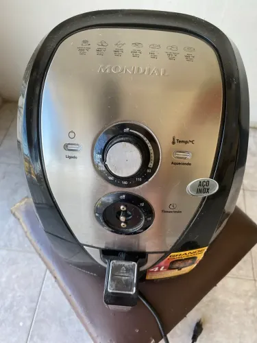 Air frier Mondial 4L - Para concerto ou retirada de peças