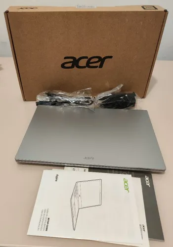 Notebook Acer novo processador i5 12° + SSD +8GB