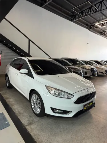 Ford Focus Fastback Se/se Plus 2.0 Flex Aut. 2017