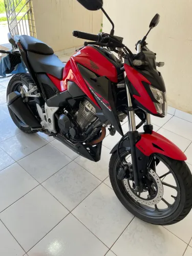 CB Twister 300f ABS