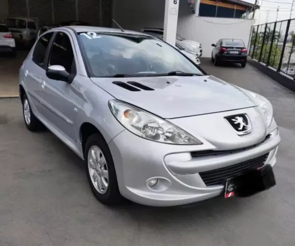 Peugeot 207 XR Sport 1.4 Flex 8V 5P 2012