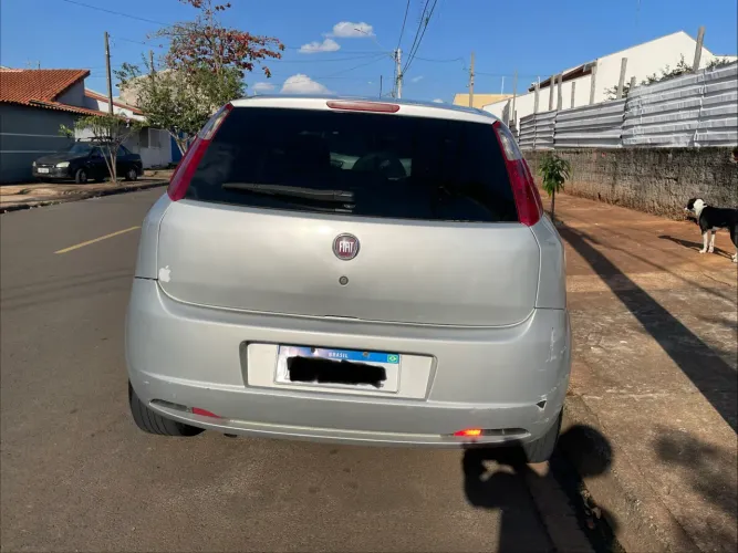 Fiat Punto ELX 1.4 Fire Flex 8V 5P 2008