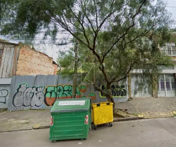 Excelente terreno no Exposição! Conta com 11x36,60m; Posição: Frente