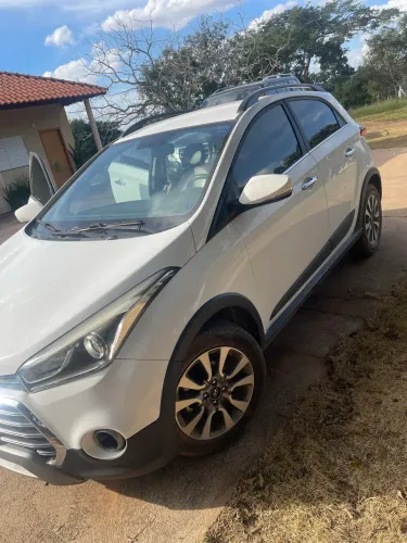 Hyundai HB20X Premium 1.6 Flex 16V Aut. 2017