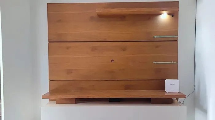 Lindo Painel de TV suspenso com led