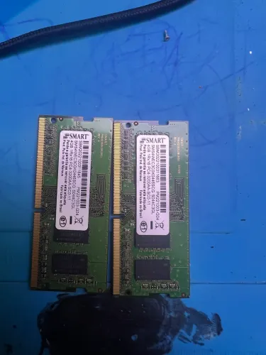 2 pente de memoria ram ddr4 notbook 8 gigas no total