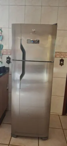 Geladeira Eletrolux Frost Free DFX39 Inox 310l