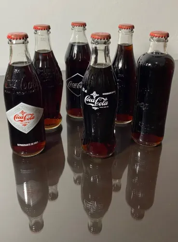 Coleção garrafas comemorativas 100 anos Coca-Cola 237ml - 06 unidades
