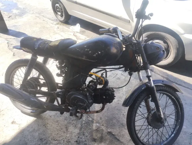 Dafra super 100