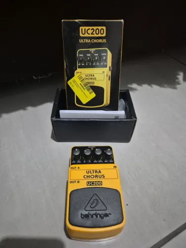 Pedal Chorus Behringer
