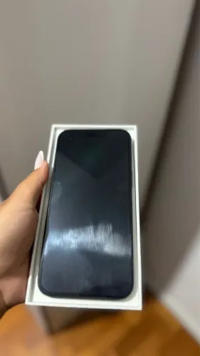 IPHONE 15 pro Max com entrada chip físico