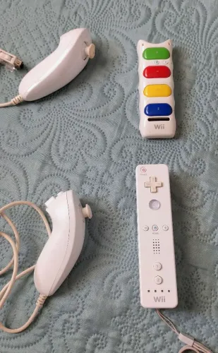 Controle Original Wii + kit de acessórios