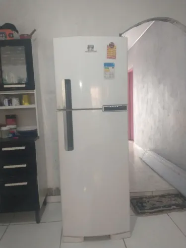Vendo geladeira Brastemp