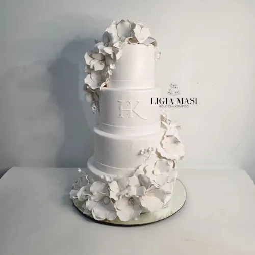 Bolo Fake Cenográfico Casamento Espiral de Flores