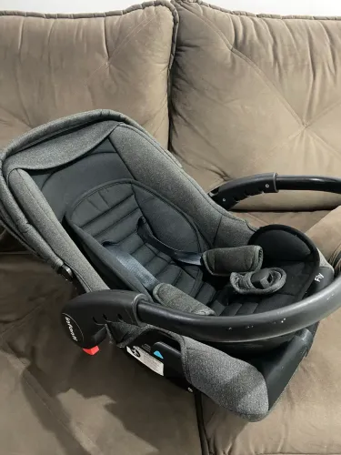 Bebê conforto infanti